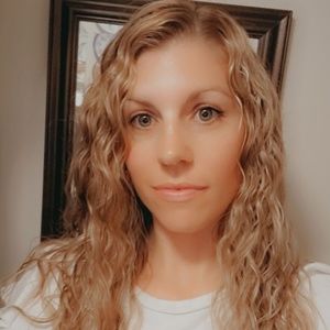 Meet your Posher, Kristina